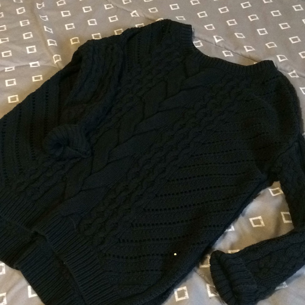 black express sweater